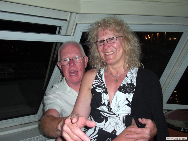 2009116